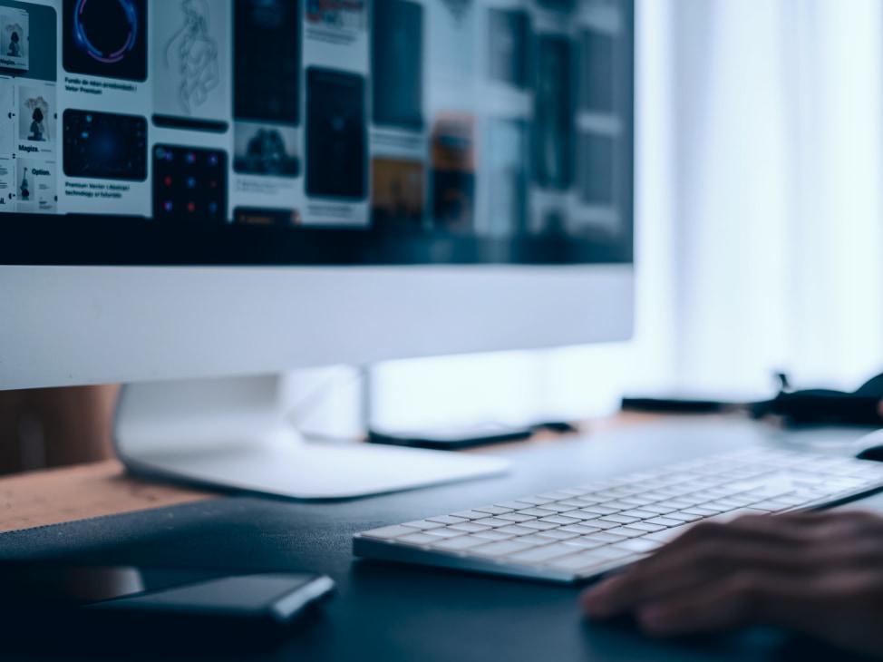 Minimalist web design example with clean and modern layout